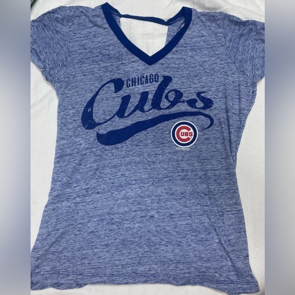 Chicago Cubs Women's Blue V-Neck T-Shirt Size Large - Picture 6 of 6